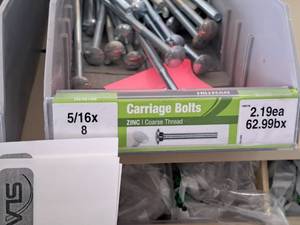 lot 1554 image: Lot of (34) Hillman Zinc Carriage Bolts 516x8  Coarse Thread #H240138