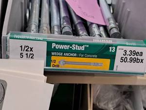 lot 1760 image: Lot of (16) Hillman Power-Stud Wedge Anchor  12 Drill  For Concrete 12x5-12 #H371942