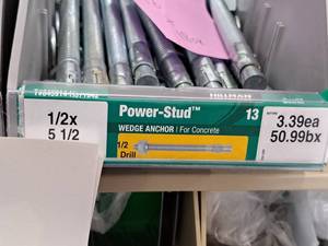 lot 1761 image: Lot of (25) Hillman Power-Stud Wedge Anchor  12 Drill  For Concrete 12x5-12 #H371942