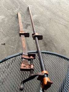 2 wood bar clamps