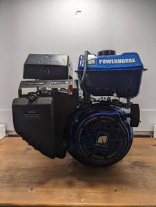 lot 76 image: POWERHORSE - 420cc - WTank and Air Filter - OHV Horizontal Engine -  NTP - 794440