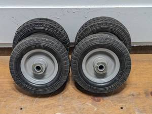 lot 116 image: Set of 4 - 6 x 2Solid WheelCaster - 12 inside bearing Diameter - Set of 4