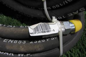 lot 163 image: Set of 2 - 12 x 12 2320 PSI160 Bar Hydraulic Hose - Set of 2