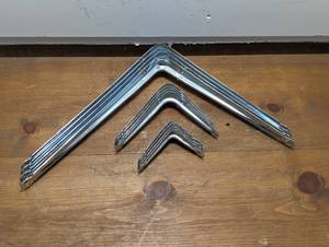 lot 166 image: Set of 12 Brackets - 4-3x4 - 4-5x6 - 4-12x14 - Steel Shelf SupportsBrackets - Set of 12 Total