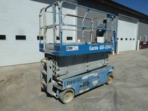2015 Genie Scissor Lift GS3246