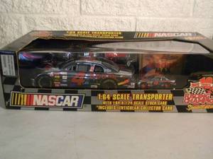 RACING CHAMPIONS 124 & 164 SCALE DIE-CAST - NASCAR LIMITED EDITION 1 of 5,000 #97301-S - 164 SCALE TRANSPORTER WITH 164 & 124 SCALE STOCK CARS - FANTASTIC PIECE - NICE - IN BOX - SEE PICTURES