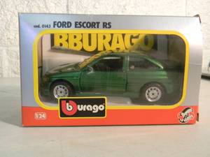 BBURAGO 124 SCALE FORD ESCORT RS cod. 0143 - GREAT PIECE - NICE - IN BOX - SEE PICTURES