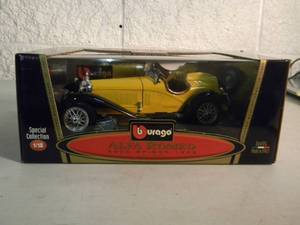 BURAGO 118 SCALE DIE-CAST SPECIAL COLLECTION ALFA ROMEO 2300 SPIDER 1932 cod. 3008 - GREAT PIECE - NICE - IN BOX - SEE PICTURES