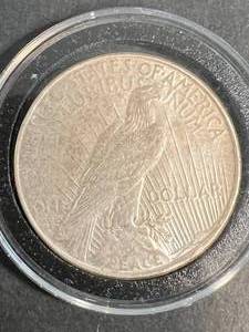 lot 27 image: 1923-D US PEACE SILVER DOLLAR IN AIRTITE