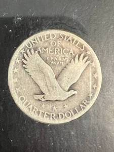 lot 35 image: 1929 US STANDING LIBERTY QUARTER IN CASE