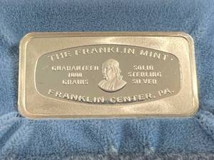 lot 77 image: 2.39 OZ OF STERLING SILVER FRANKLIN MINT BAR