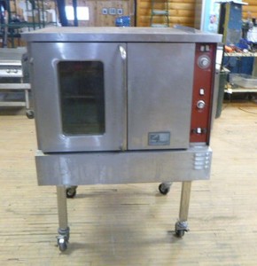 lot 6 image: Southbend Convection Oven