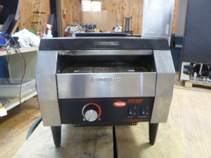 lot 13 image: Hatco Toast-Qwik Toaster