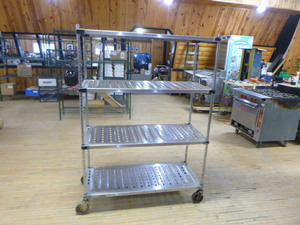 lot 18 image: Metal Shelving on Wheels
