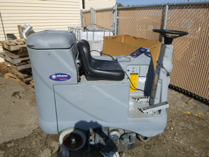 lot 64 image: Advance Aqua Ride Floor Scrubber