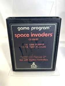 lot 2 image: Vintage ATARI 2600 Space Invaders Video Game (Working)