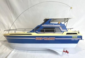 lot 53 image: Vintage Nikko Radio Control 120 Sun-Yacht