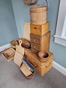lot 235 image: Household Primitives & Baskets Collection