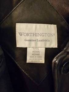 lot 273 image: Travel Smith Reg L Mens Leather Jacket