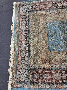lot 287 image: Earthen Tones Oriental Erea Rug