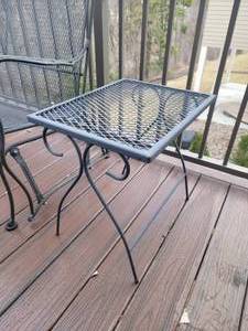 lot 110 image: Classic Black Metal Outdoor Patio Glider with Side Table Pair