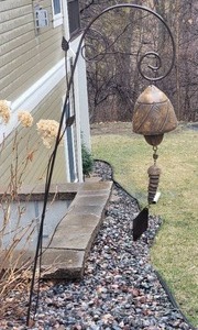 lot 258 image: Hanging Sculpted Garden Bell Chime