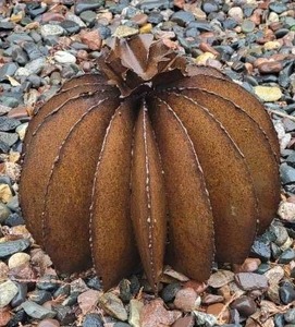 lot 87 image: Primitive Weathered Metal Garden Sculpture - Pumpkin