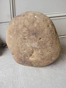 lot 83 image: Whimsical Stone Garden Sculpture -  Mr. Owl