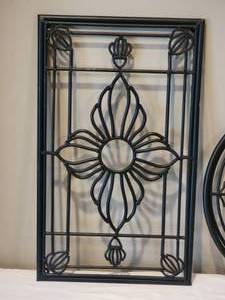 lot 194 image: Black Stained Glass Window Frame Pattern Decor