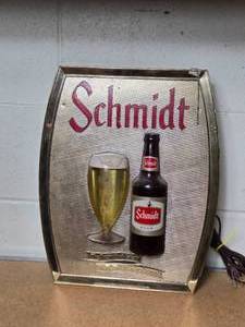 lot 7 image: Lighted Schmidt Beer Sign Featuring Class and Bottle