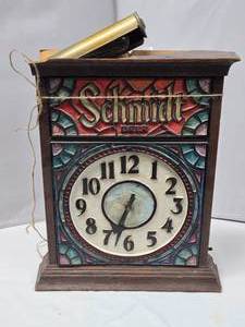 lot 18 image: Schmidt beer clock and light.