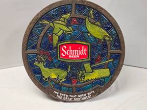 lot 21 image: Round Schmidt Beer Lighted Sign