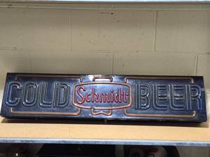 lot 22 image: Cold Beer Schmidt Light Sign
