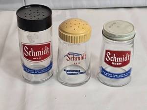 lot 67 image: Lot of 3 Schmidt Salt or Pepper Shakers
