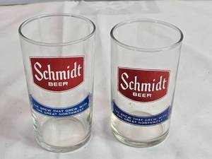 lot 88 image: Pair of 4 12 Schmidt Glasses