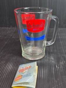 lot 106 image: 7 Schmidt Pitcher and 1989 Twins Schedule