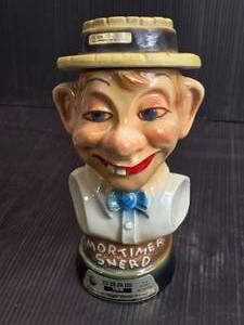 lot 124 image: Mortimer Snerd Jim Beam Decanter 1976