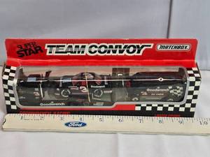 lot 159 image: 1991 Matchbox Dale Earnhardt Goodwrench Racing Team Team Convoy, Truck, Car, Van