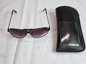 lot 166 image: Snap-on Sunglasses