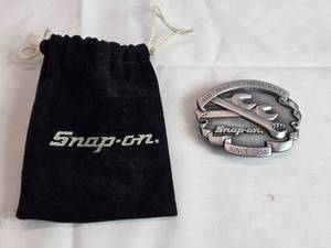 lot 170 image: Snap-on Belt Buckle