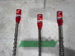 MILWAUKEE SDS MAX 4 CUTTER CARBIDE TIP FOR CONCRETE W REBAR 48-20-3946 78 X 21, 48-20-3954 1 X 21, 48-20-3932 34 X 21 $133 RETAIL VALUE