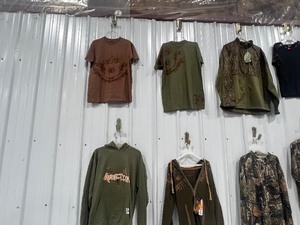MENS CAMO CLOTHING SMLXL $220 RETAIL VALUE