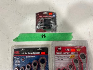 RATCHET WRENCHES & COMBINATION WRENCHES $ 45 RETAIL VALUE