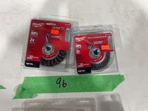 MILWAUKEE WIRE WHEELS, & WIRE BRUSHES $80 RETAIL VALUE