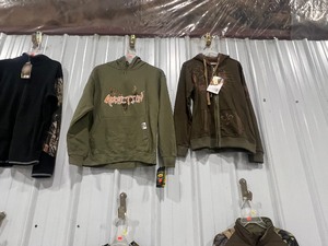 MENS CAMO CLOTHING ML $200 RETAIL VALUE
