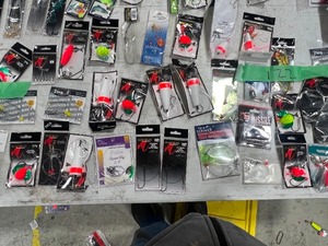 HUGE TABLE FULL OF LEADERS, HOOKS, & LINE