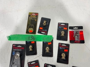 TIRE CHUCK LOT