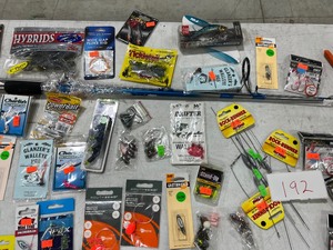 TABLE FULL WALLEYE TACKLE