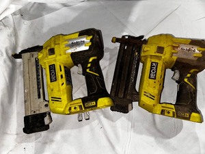 lot 198 image: RYOBI Cordless Airstrik Brad Nailer and 18 Gauge  Cordless Narrow Crown Stapler - Tool Only