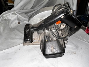 lot 204 image: Black & Decker 7 14 Sawforce 400 Corded Circlular Saw